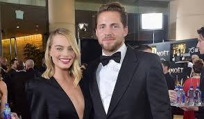 They are thoughtful, friendly, and loving in every way. Capricorn Man Cancer Woman Famous Couples And Compatibility Zodiac Couples