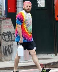Streetwear On Instagram Jonah Hill S Tie Dye Outfits In 2020 Tie Dye Outfits Street Wear Jonah Hill