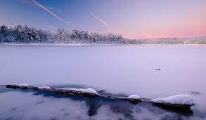 Sunrise at Walden Pond | It was a cold morning (<14F) after … | Flickr