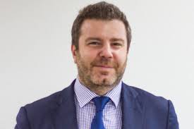Uipath, the company dines cofounded, creates bots—blocks of code that automatically carry out repetitive tasks. Miliardarul Roman Care A Surprins Industria It A Ajuns Pe Coperta Forbes Capital