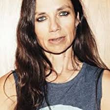 Justine Bateman: Clothes, Outfits, Brands, Style and Looks
