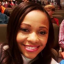 Mariely Matos's Instagram, Twitter & Facebook