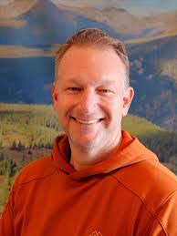 Dennis Basinger's Instagram, Twitter & Facebook