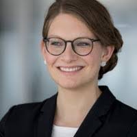 Anja Richard's Instagram, Twitter & Facebook