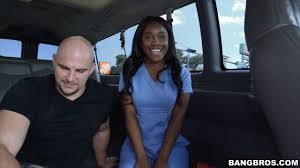 Long Legs screw with Mercedes - PORNSTARS.TUBE