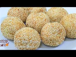 Kuih bom mak saya beserta tips untuk bagi kuih bom ni meletop. Resepi Kuih Bom Bijan Onde Onde Sesame Seed Balls Youtube