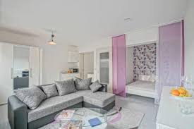 Die wohnung ist stabil vermietet und erwirtschaftet eine nettokaltmiete in höhe von 281,00 € inkl. Direkt Am Blucher Schone 1 5 Zimmer Wohnung 1 Zimmer Wohnung In Kiel Blucherplatz