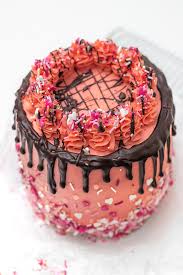 1 stunde in den kühlschrank stellen. Schokoladen Erdbeer Torte Kuchendeern