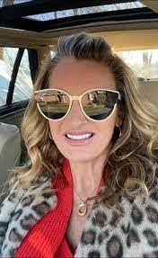 Carla Ledbetter's Instagram, Twitter & Facebook