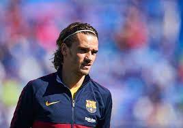 The catalan giants face real sociedad in a vital clash and griezmann starts the game out wide. The Top 5 Antoine Griezmann Hairstyles From His Playing Career