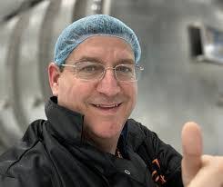 Miriam Cunningham's Instagram, Twitter & Facebook