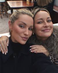 Olivia Newman-Young (@olivianewmanyoung) • Instagram photos and videos