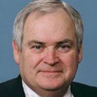 Robert Mallow's Instagram, Twitter & Facebook