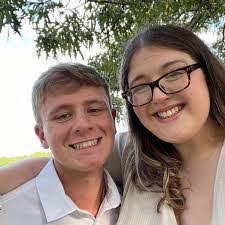 Peyton Enderle's Instagram, Twitter & Facebook