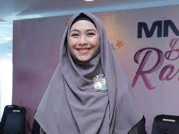 Oki Setiana Dewi Berikan Umrah Gratis Lewat Telepon Showbiz Liputan6 Com
