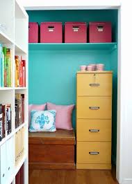 Not that i need to tell you this. 8 Ways To Turn Your Closet Into An Office Brit Co