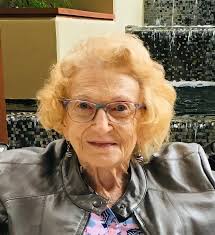 Marilyn Saari Obituary