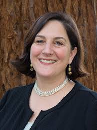 Sara Barth's Instagram, Twitter & Facebook