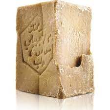 Halep sabunu, cilde inanılmaz fayda ve özellikleri olan, zeytinyağı ve defne ile yapılan harika bir el yapımı sabun. Organique Halep Sabunu 100 Natural 150 Gr Fiyati