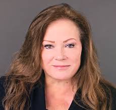 Jennifer Soderquist's Instagram, Twitter & Facebook