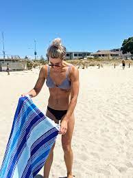pin von jackie younts auf m y t e m p l e madchen training model training korper inspiration