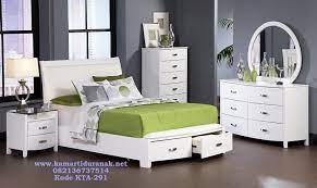 Model Kamar Set Anak Remaja Putih Minimalis Modern Gisel Kamar Tidur Set Remaja Terbaru Set Kam White Bedroom Set Wood Bedroom Sets Modern Bedroom Furniture