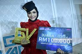 Seramai 12 peserta akan bersaing dalam konsert ini yang berlangsung di dewan sri putra bukit jalil. Noryn Aziz Juara Gegar Vaganza Gv5