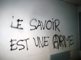 C'est un pays de gens qui, je crois, n'aiment personne, et surtout les français. Armes Jusqu Aux Dents Ras Le Bol
