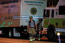A partial building collapse in miami caused a massive response early thursday from miami dade fire rescue, according to a tweet from the department's account. Ctk6p Omo0eaum