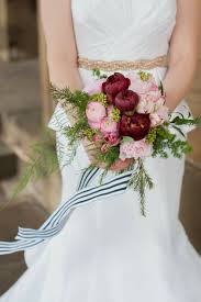 Charms on your wedding bouquet. 5 Ways Personalized Wedding Bouquet Charms