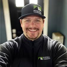 Marci Booth's Instagram, Twitter & Facebook