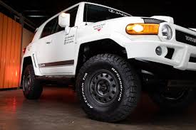 Toyota high pitched second horn. Got Jaos Ride Off Road Shows Us Their Jaos Equipped Toyota Hilux And Fj Cruiser C Magazine