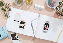 It's tradition to offer a wedding guest book at your reception—usually on a welcome table with the card box or escort cards—but if an ordinary coffee table book doesn't exactly. 8 Creative Wedding Guest Book Ideas Papier
