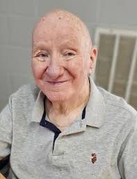 Roy Medlin's Instagram, Twitter & Facebook