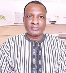 🔴#Burkina: l'activiste Ibrahima Maïga a quitté le Burkina pour les  Etats-Unis Ibrahima Maïga a quitté le Burkina Faso le week-end écoulé pour  les Etats-Unis, nous apprend nos confrères du journal "Le Pays"