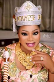 Our sister just died and many people are commenting and crying but when she  was in hospital, I asked everyone here to support her with any amount but  many didn't respond to