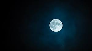 De asemenea, durata crepusculului variaza in functie de latitudine, longitudine si data calendaristica. Prima Super LunÄƒ Din Acest An Super Luna De ZÄƒpadÄƒ Va Fi VizibilÄƒ AstÄƒzi 9 Februarie 2020