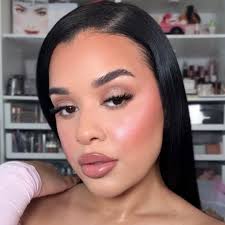 Did she slay or did she SLAYYYYY?! Had the best time with @Kristy Sarah  🫶🏼✨ #grwm #oscars2024 #makeupartist #dayinthelife #glambot #makeup  #trendy #trendingpost #viral #viralreelsfb #viralpage #usa #fbreels  #fblifestyle #reelsviralfb #foryou #fypシ |