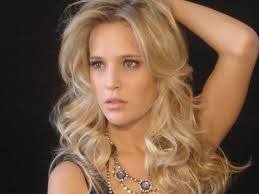 Luisiana lopilato da mario martinesi chavidnen braziliashi rata monacileoba miixon kris morenas axal serialshipiratis suli male mat sxva msaxiobebic sheuertdebian! Luisana Lopilato Ecured