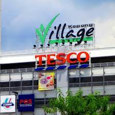 Tesco have opened shops of varying sizes to suit the requirements of different localities. Kepong Village Mall Shopping Mall In Bandar Menjaralara