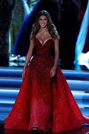 Les robes de miss lorraine 2007, reine de la mirabelle et de ses dauphines ont été présentée sur rtl9 le 29 août 2007. Epingle Par Lyna Lyn Sur Iris Mitteneare Robes De Spectacle Idees Vestimentaires Tendances Robes De Soiree