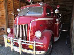 41 Old Fire Trucks Ideas Fire Trucks Fire Trucks