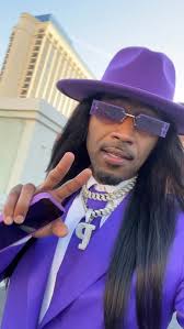 “Baby it ain’t a race, but don’t lose your place”