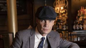 The actor's father, brendan murphy, worked in the irish department of education and his mother taught. Cillian Murphy Lookalike Has Women Screaming In Bars Tyla