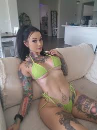 Hylia Fawkes - Free pics, galleries & more at Babepedia