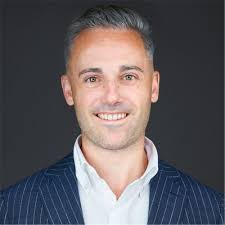 Proud to announce that last week I completed my MBA at the UAB Collat…