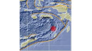 Pengertian gempa atau gempa bumi (earthquake) adalah peristiwa bergetar atau bergoncangnya bumi karena pergerakan atau pergeseran lapisan batuan pada kulit bumi secara tiba‐tiba akibat pergerakan lempeng‐lempeng tektonik. Gempa Tektonik M5 7 Guncang Maluku Barat Daya Tidak Berpotensi Tsunami Teras Id
