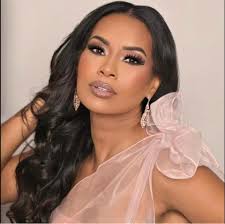 Van Goss Happy Burthday to you to the blessed & beautiful, may your days be  filled with blessings & direction & grace from Him!