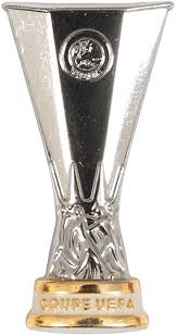 The final will be played at the ramón sánchez pizjuán in seville, spain.it was originally scheduled to be played at the puskás aréna in budapest, hungary. Uefa Europa League Unisex Adult Uefa El Pin Cup 2d Silver 3 2cm Amazon Co Uk Sports Outdoors
