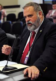 Sponsor vows to back off gutting Kentucky open records law